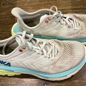 Hoka CLIFTONS Women's Athletic Shoes - Cream and Aqua